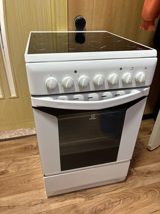 Плита фирмы «indesit”