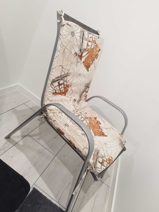 Столове за тераса