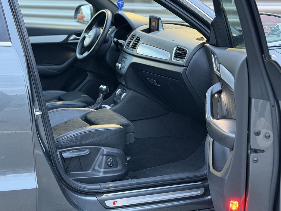 Audi Q3 “ S-Line , Quattro “ 2.0 TDI 177cp S-Tronic TOP