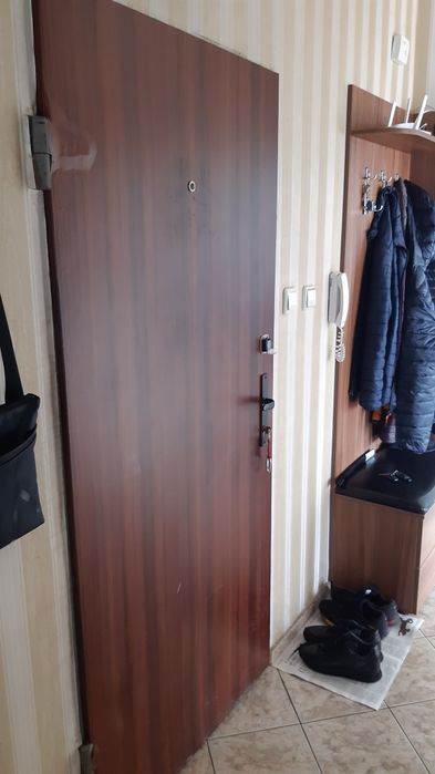 Метална врата за панелни жилище