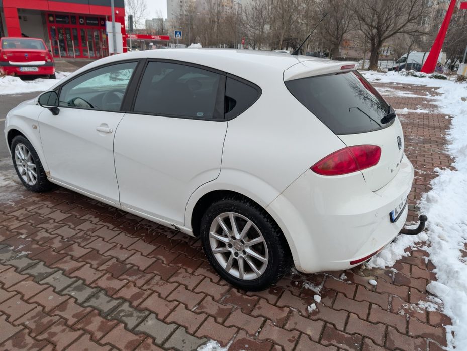 Seat Leon 2012 – 177.000 km de amintiri frumoase, gata pentru altele n