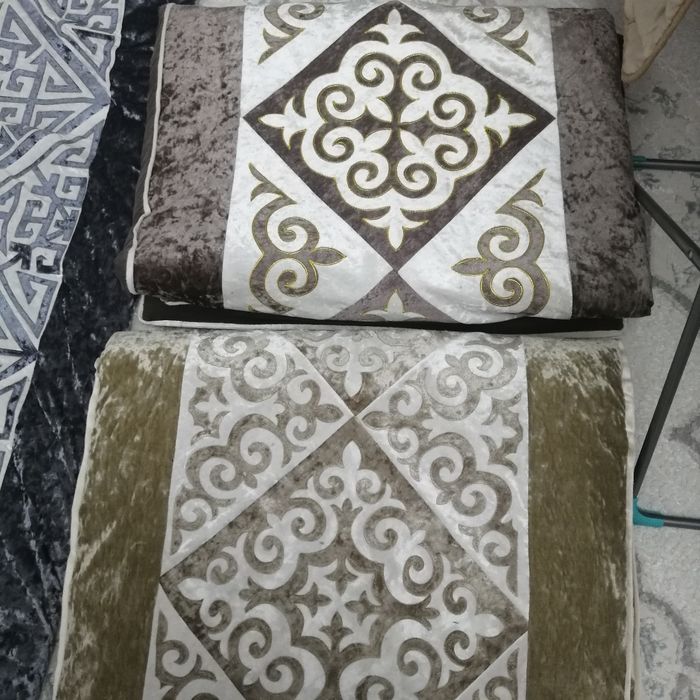 Продам корпешки велюр