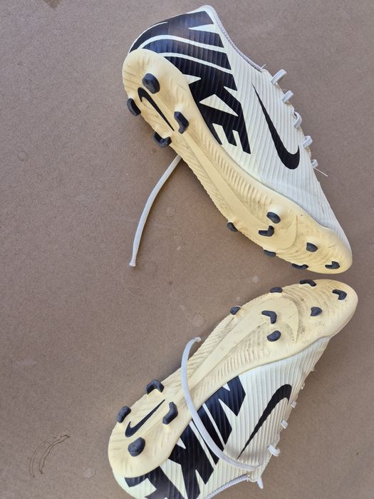 Vand ghete fotbal nike marimea 44.5