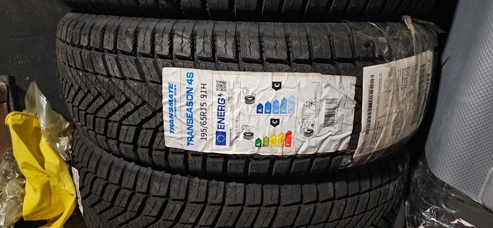 Set Anvelope Iarnă Transmate Premium 195/65 R15 Gata de Zăpadă!