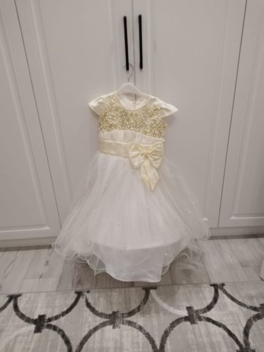 Вечернее платье