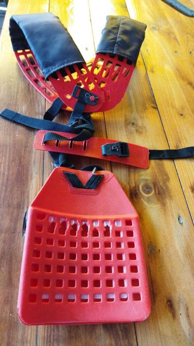 Бензиновая мотокоса