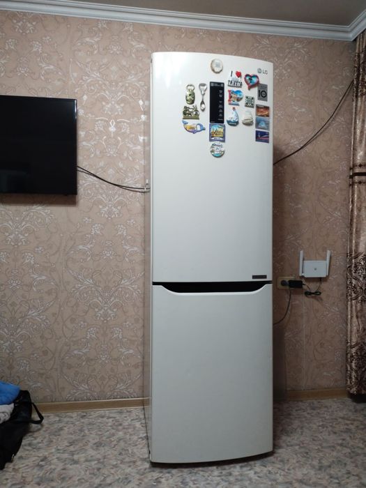 Холодильник LG в рабочем состоянии
