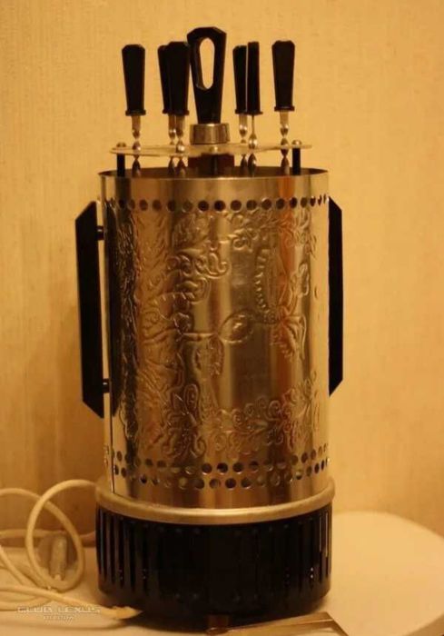 Продается электро шашлычница. Новая