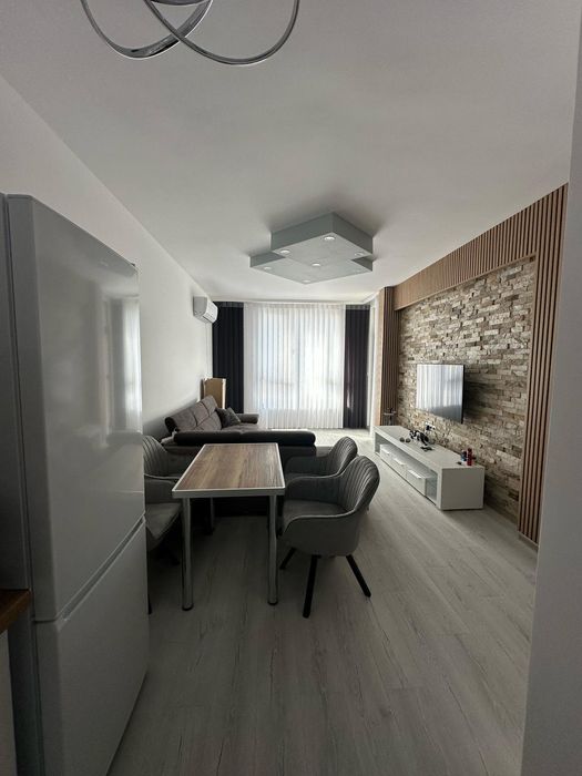 Дава се под наем Двустаен апартамент в Пловдив, Остромила - 68 кв.м за 500 € - Снимка #3