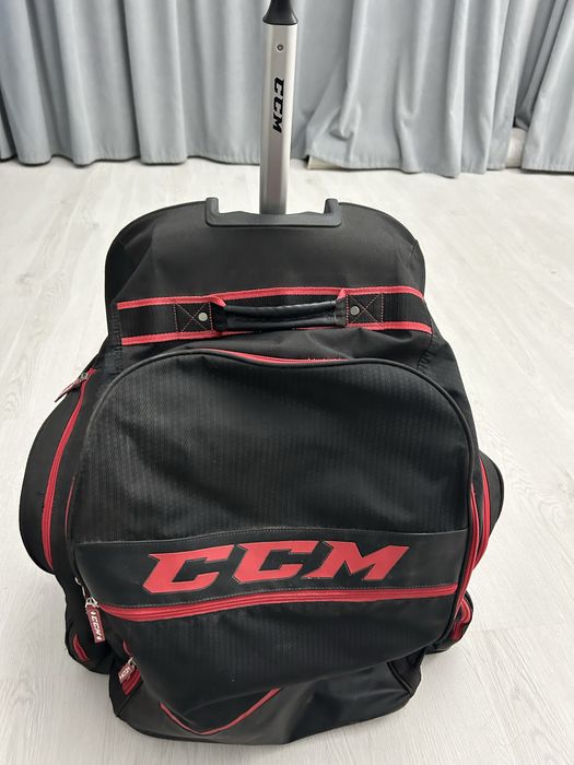 Хоккейный комплект продам Канада