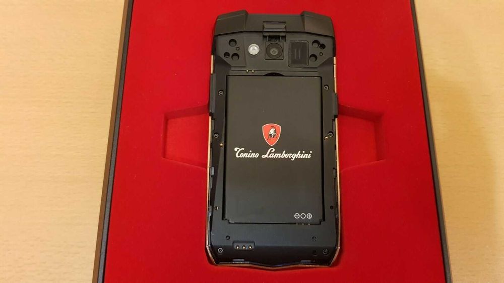 Tonino Lamborghini TL66 ANTARES - Смарт Телефон