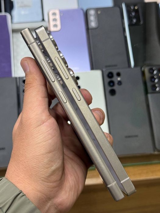 Samsung S24Ultra 12/256GB