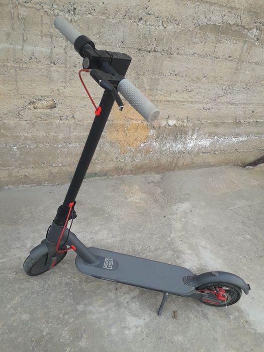 Електросамокат Aovo pro