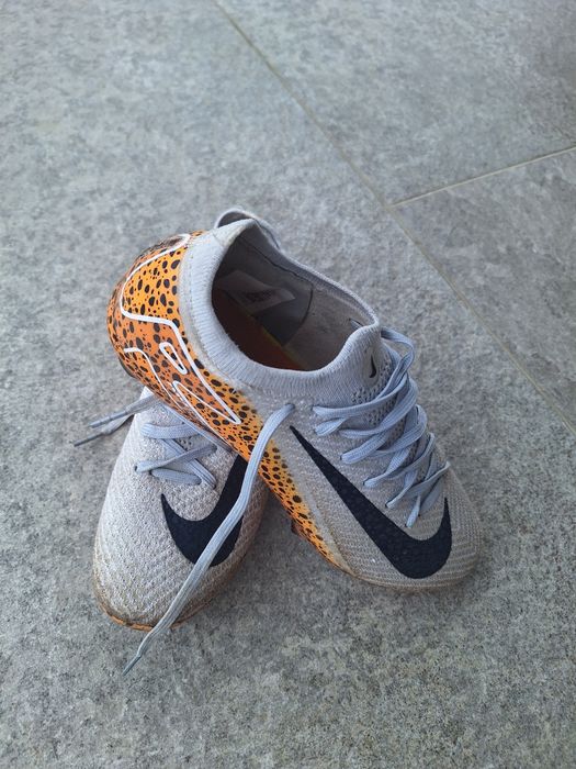Vand ghete iarba fotbal Nike Air Zoom elite marime 37