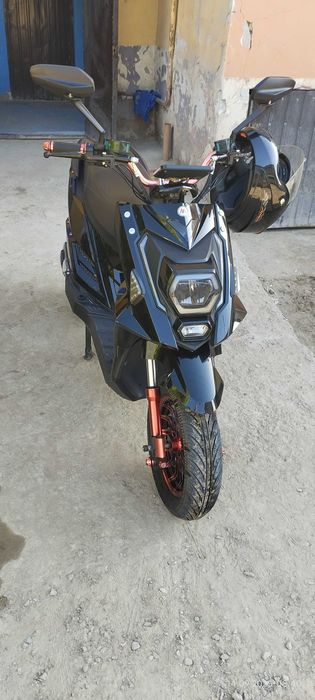 Электроскутер Редлайн сотилади