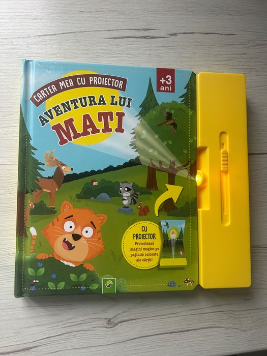 Carti cu puzzle , proiector