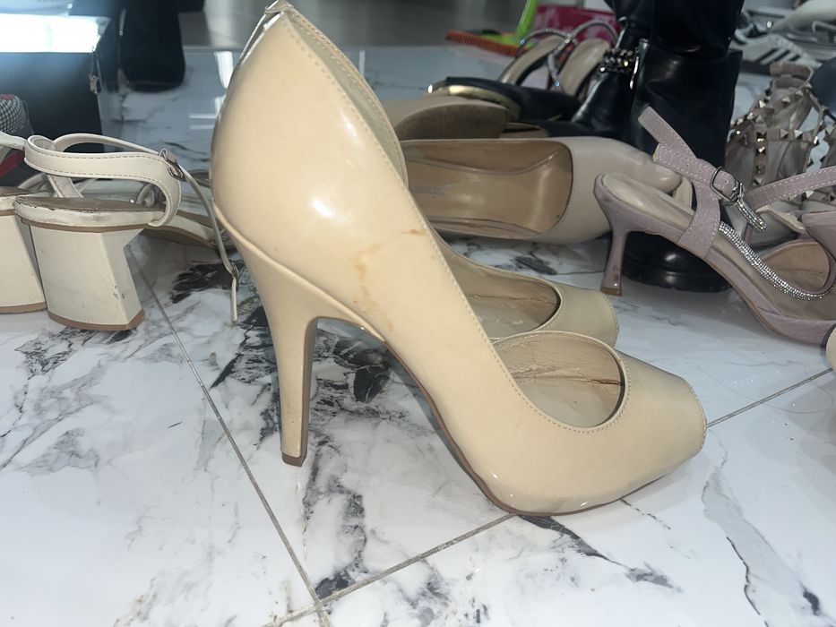 Каблуки всё по 2-3к