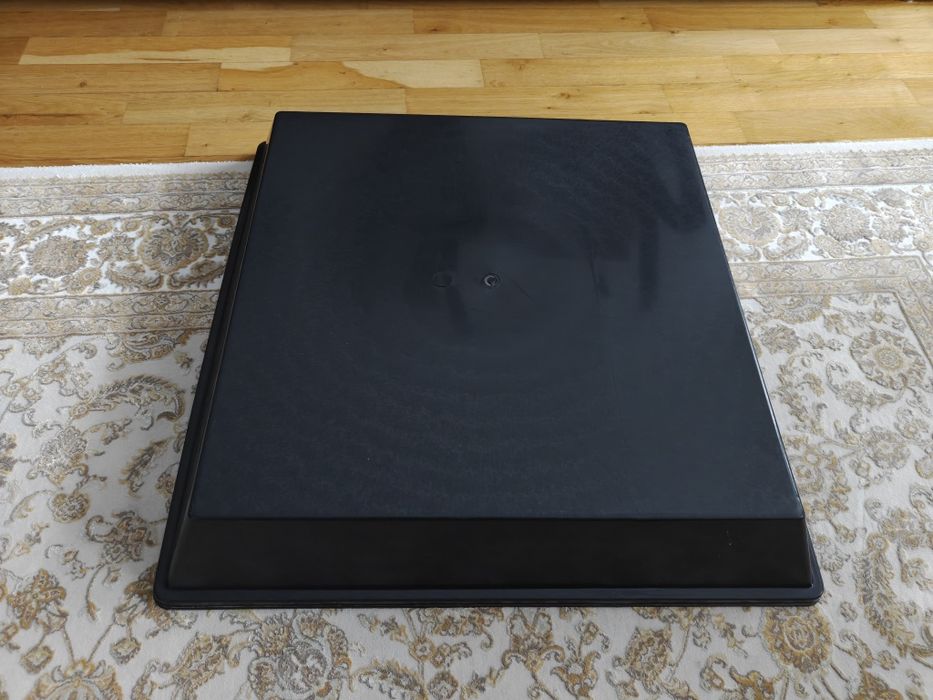 Vând tava/capac/litiera plastic neagra noua