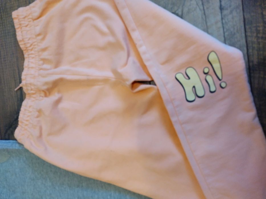 Дрехи за момиче 6-7 г яке, клинчета, долнища, рокли