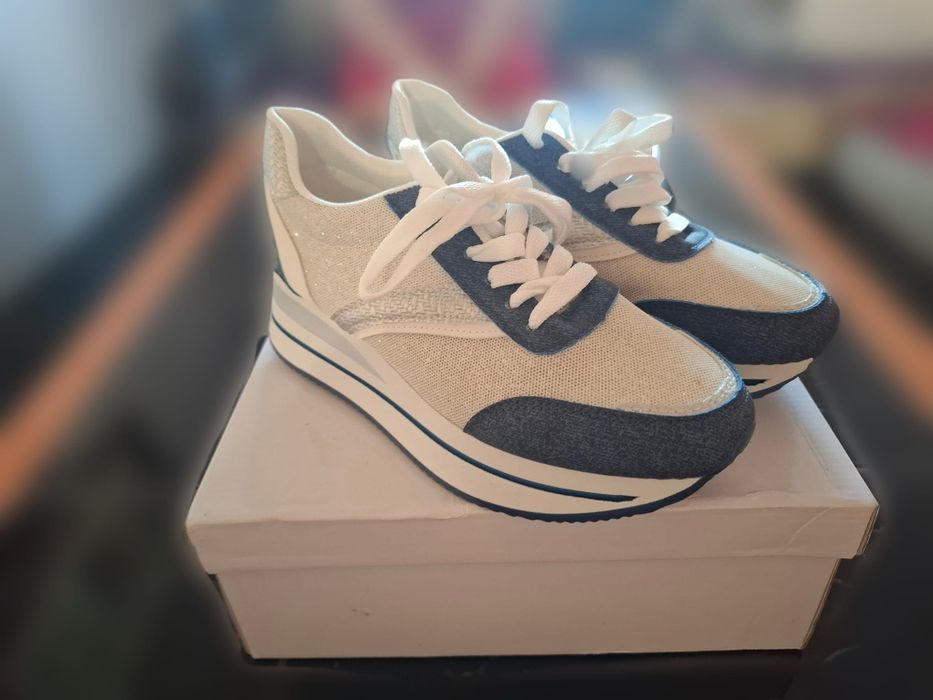 Adidasi sneakers Superfresh