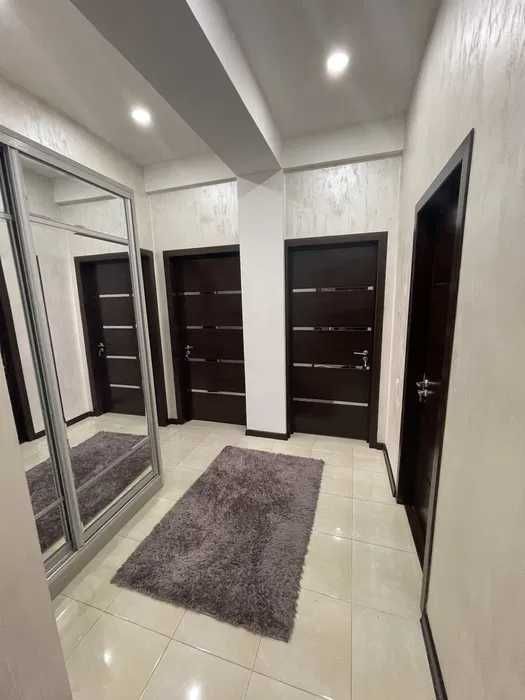 Срочно сдаётся 2-х  комнатная квартира на ЖК Новомосковская