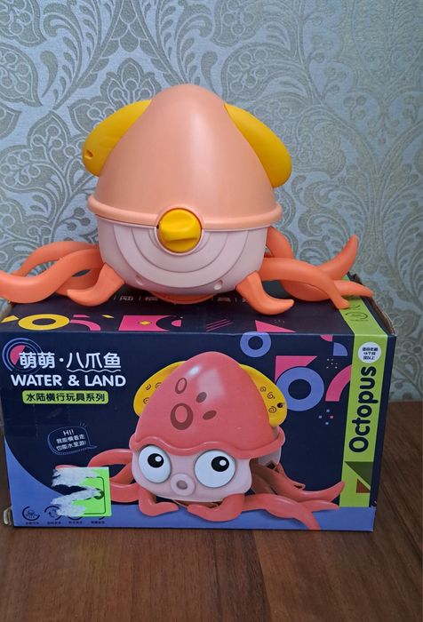 Осьминог заводной , игрушка,  новая.