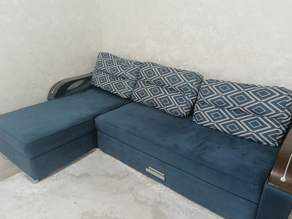 Выкатной диван кровать