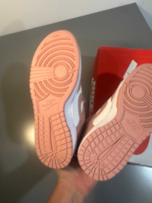 Nike Dunk Low roz, marimea 38