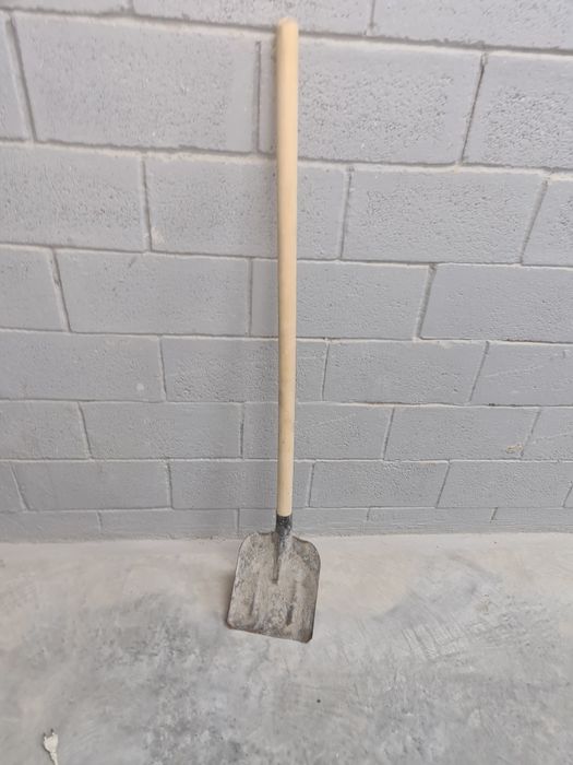 Продам последние 2 лопатки