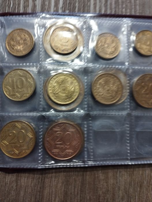 Продам для коллекции монеты Р К.