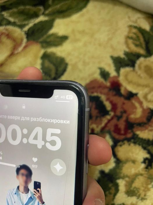 Айфон 11 в хорошем состоянии