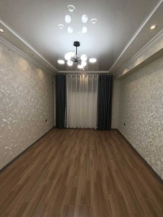 Продаётся 5х комн квартира Дуплекс на 1 этаже Ор-р Корзинка