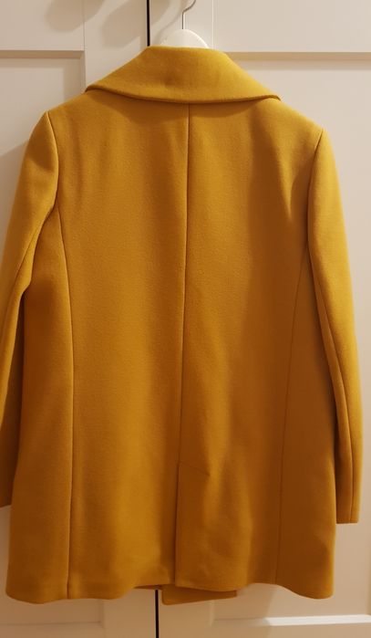 Pardesiu  Massimo Dutti marimea 38