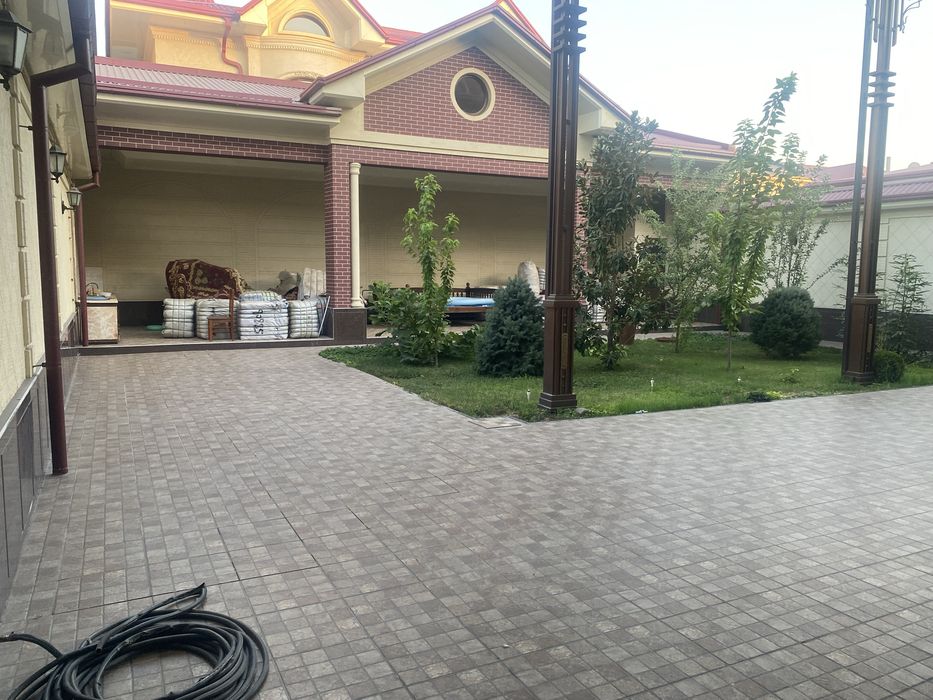 Ijaraga talaba qizlar va ayollar uchun ijaraga hovli beriladi