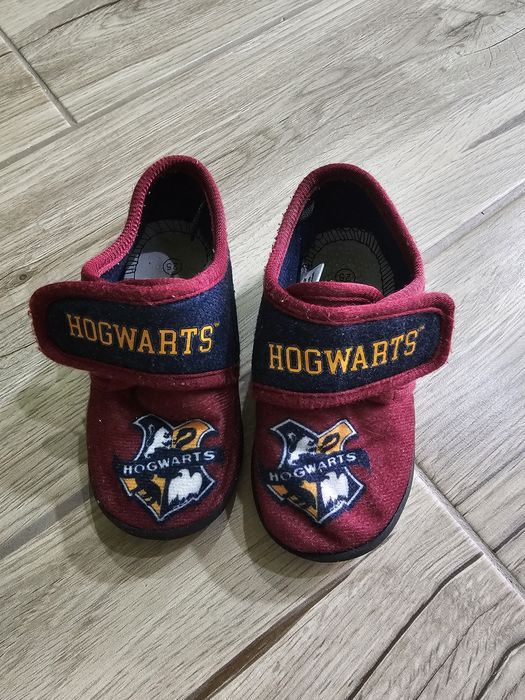 Vând papuci interior copii