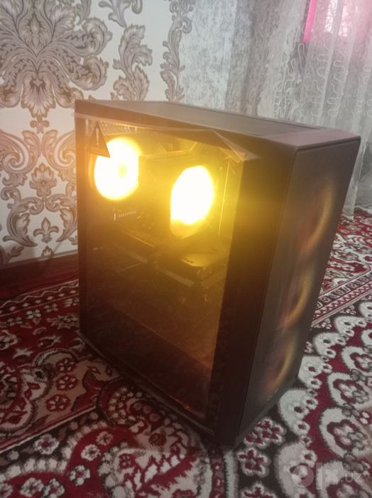 Egravoy kampuytir sotiladi