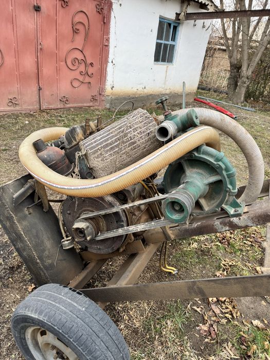 Мотопомпа . Дизельная двигатель