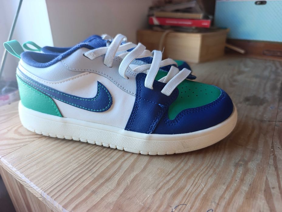 Маратонки Nike 35 номер
