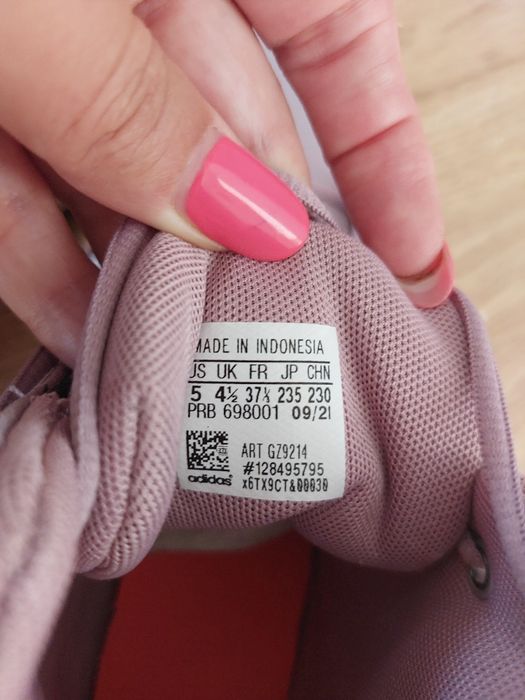 Ghete adidas mărimea 37, 1/3