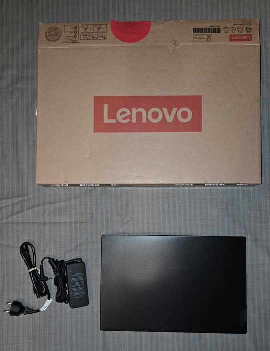 Laptop Lenovo Lenovo V15 G4 AMN cu procesor AMD Ryzen™ 5 7520U