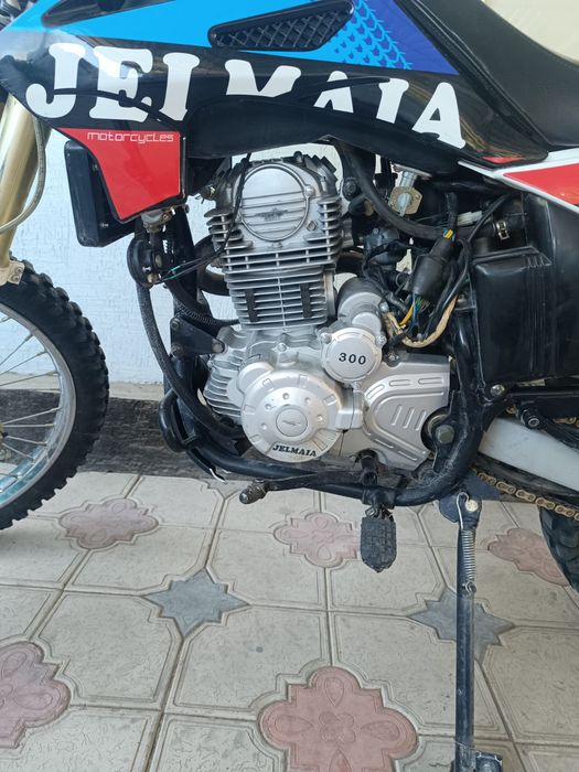 Продам эндуро 300куб