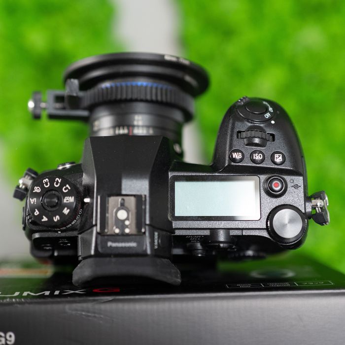 Camera video Lumix G9 + Obietiv Laowa 7,5 mm