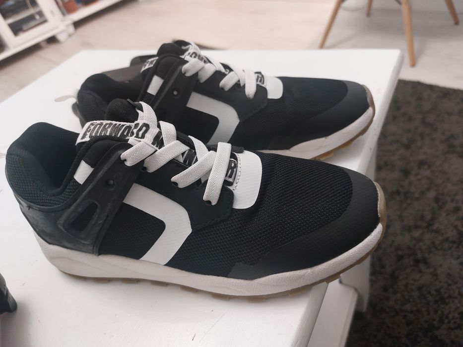 Pantofi sport H&M nr. 35