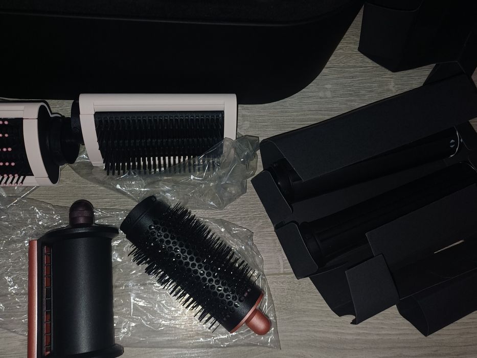 Dyson airwrap complete long hs05