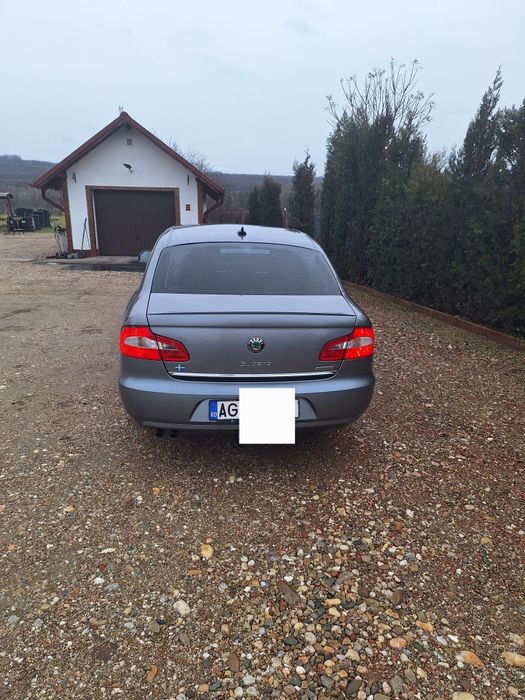 SKODA Superb 2011 — imagine 2