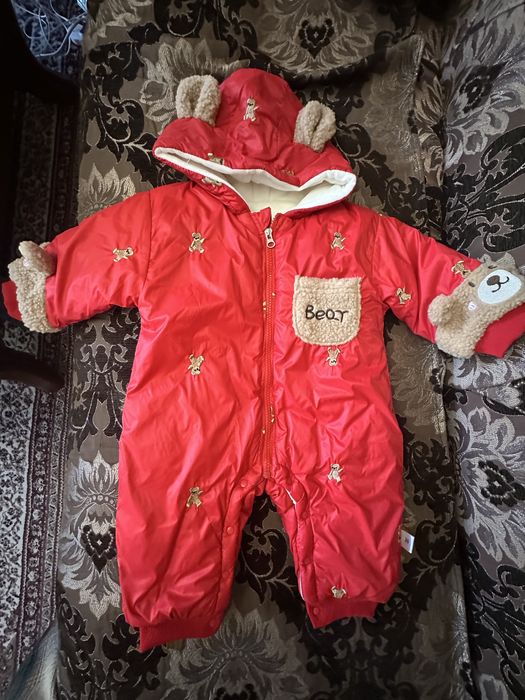 Зимние комбинезоны на малышей