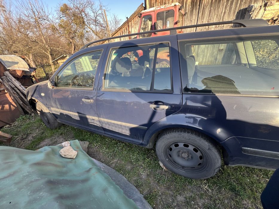 Vand / Dezmembrez  Golf 4 2001 1.9 ALH