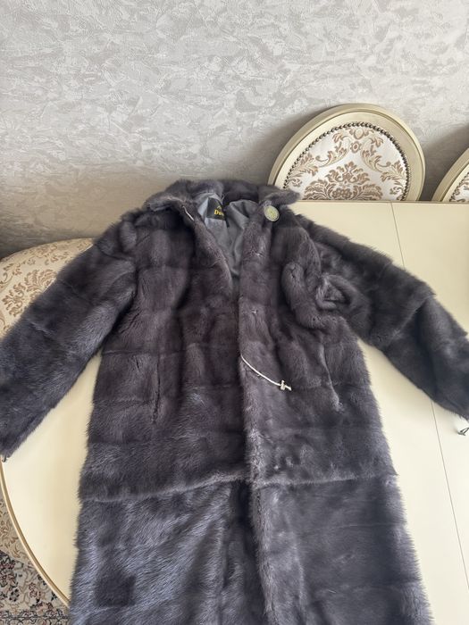 Продам норковую шубу