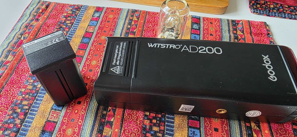 Godox AD200 pachet complet, nou.