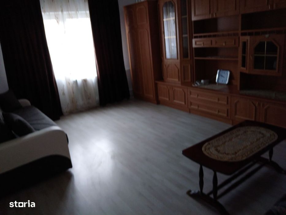 Apartament cu o camera, 55 mp spre inchiriere 250 euro